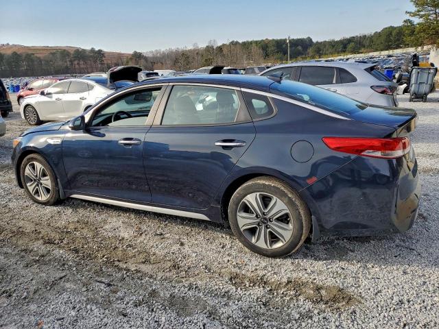 Kia Optima Hybrid Image 3