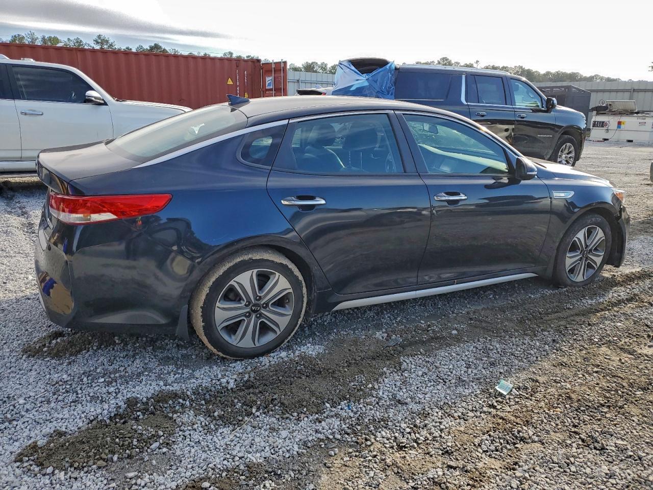 Kia Optima Hybrid Image 7