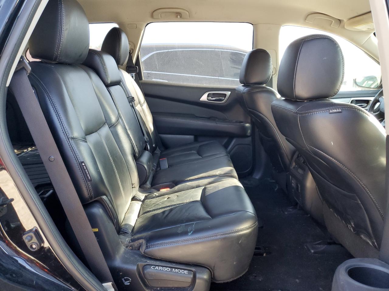 Nissan Pathfinder S Image 5