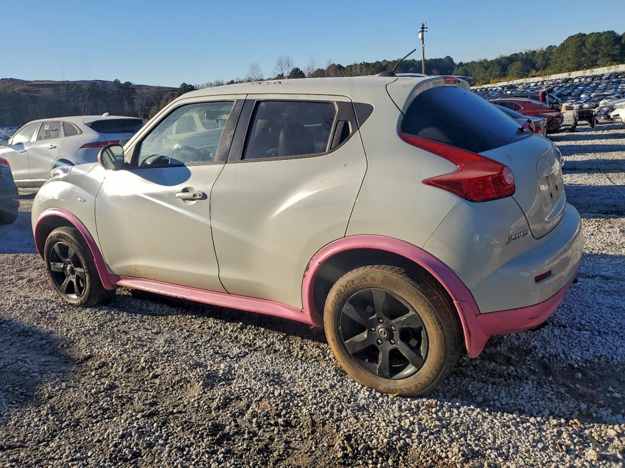 Nissan JUKE S Image 10