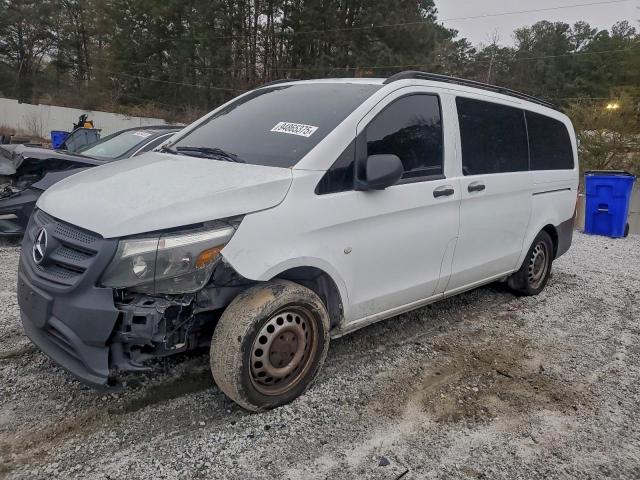  Salvage Mercedes-Benz Metris