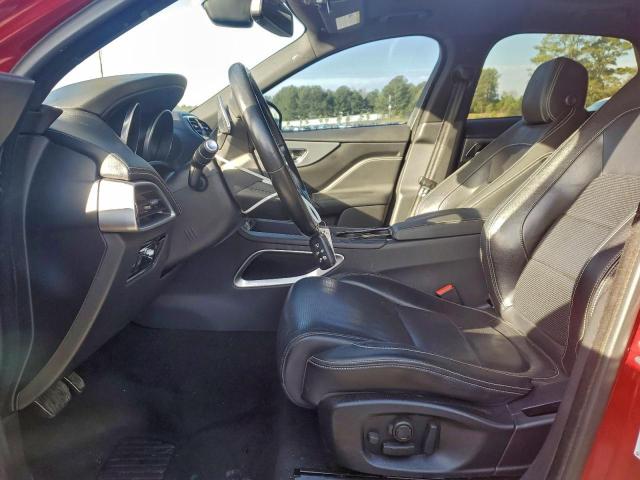 Jaguar F-PACE S Image 9