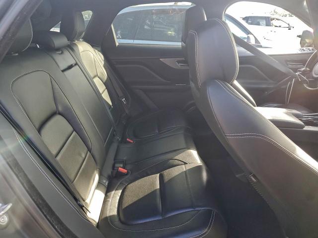 Jaguar F-PACE S Image 12