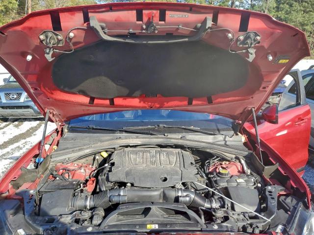 Jaguar F-PACE S Image 10