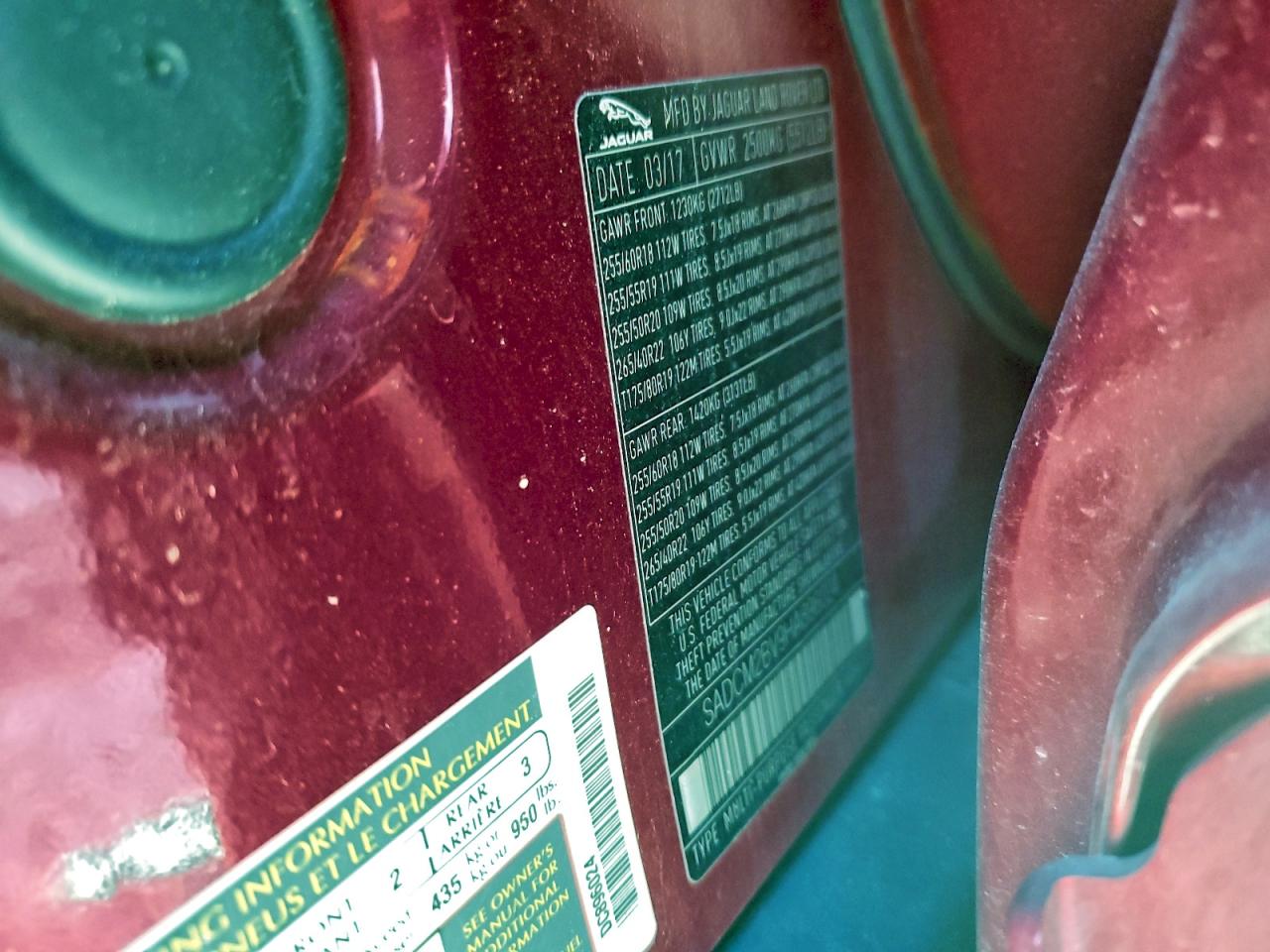 Jaguar F-PACE S Image 4