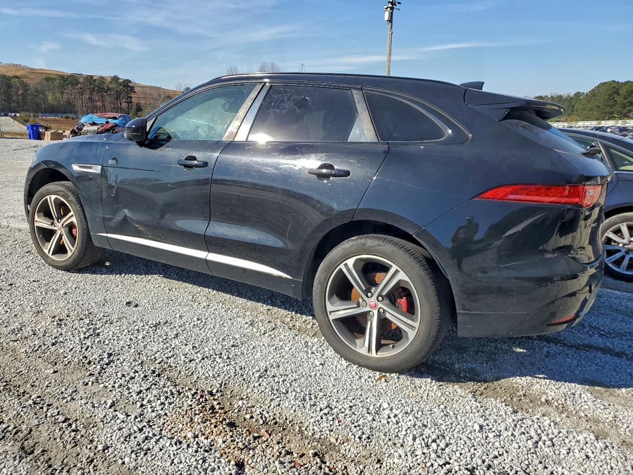 Jaguar F-PACE S Image 10