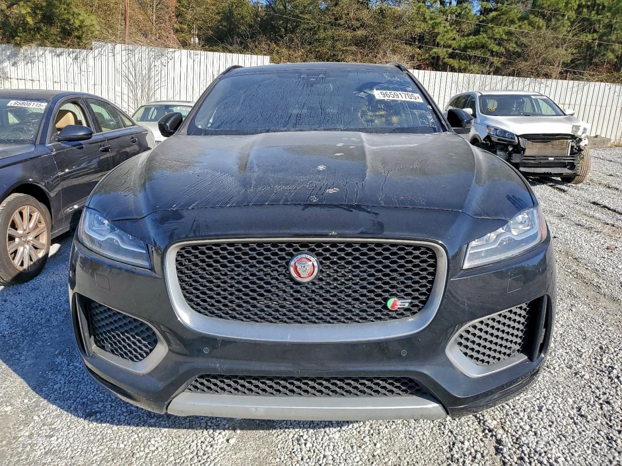 Jaguar F-PACE S Image 6