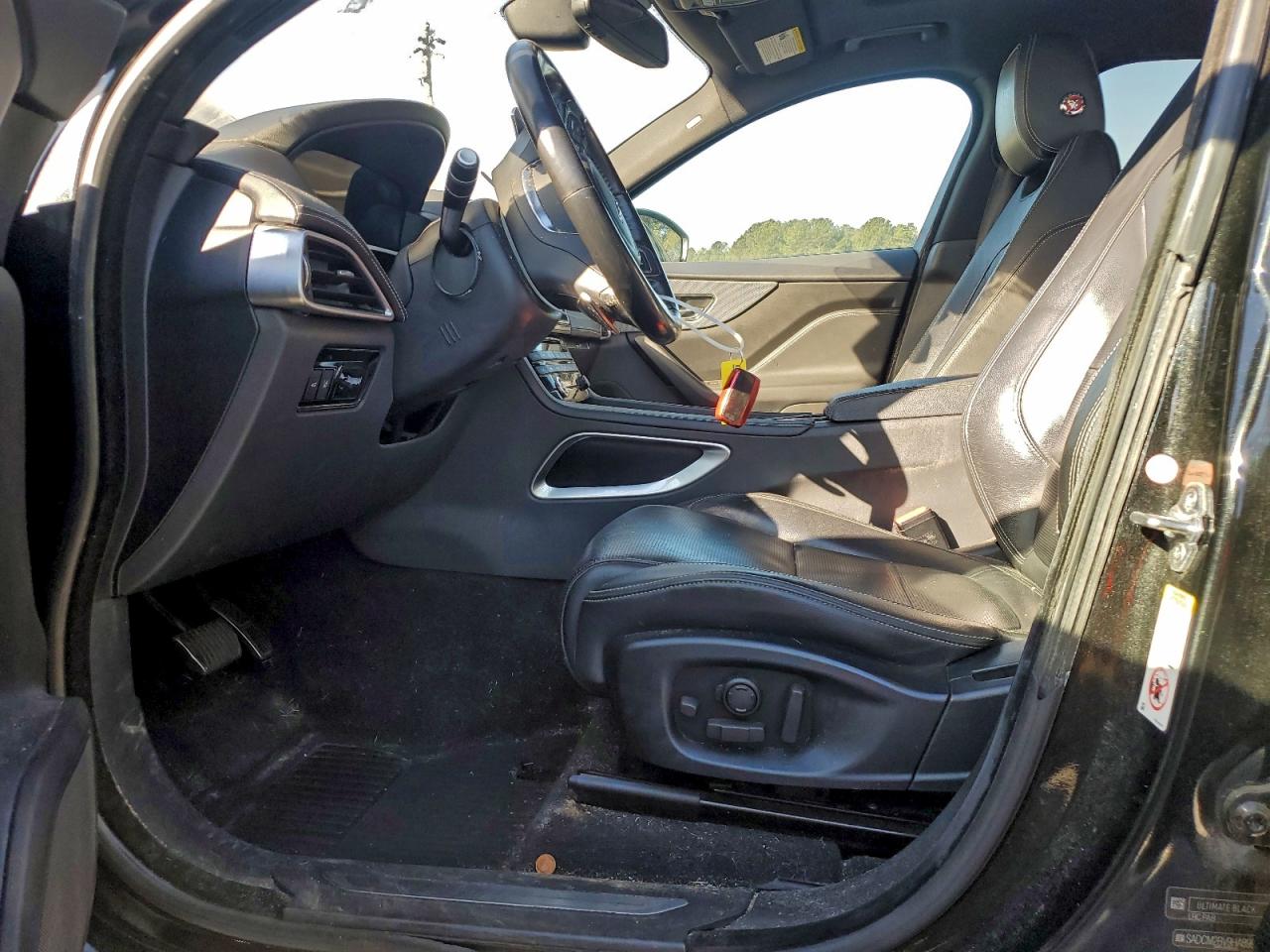 Jaguar F-PACE S Image 5