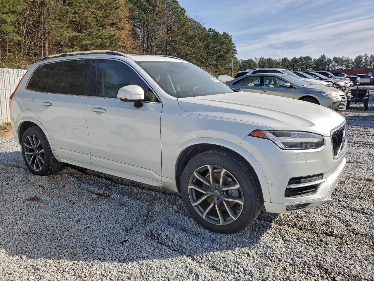 Volvo XC90 T6 Image 5