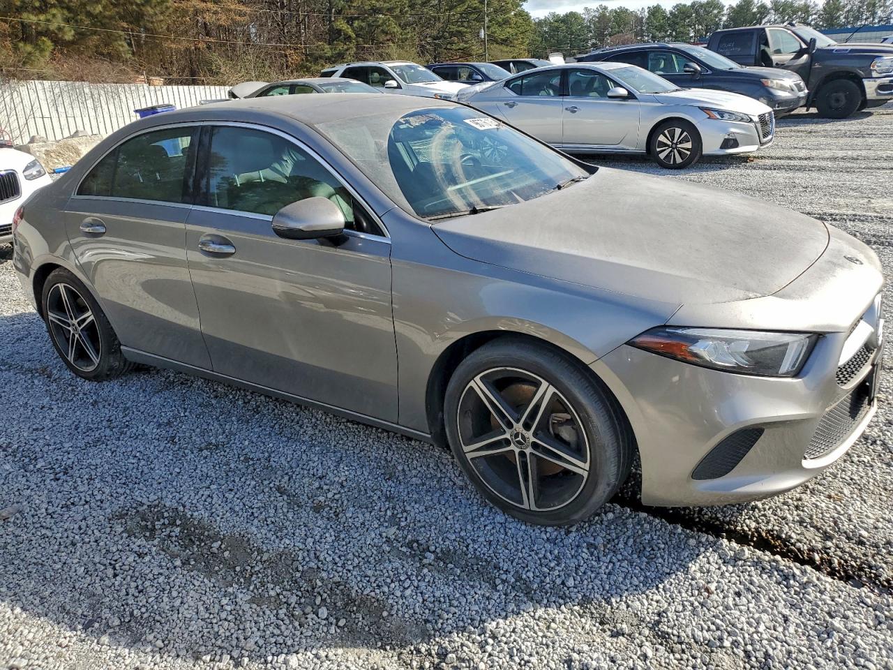 Mercedes-Benz A-Class 220 Image 3