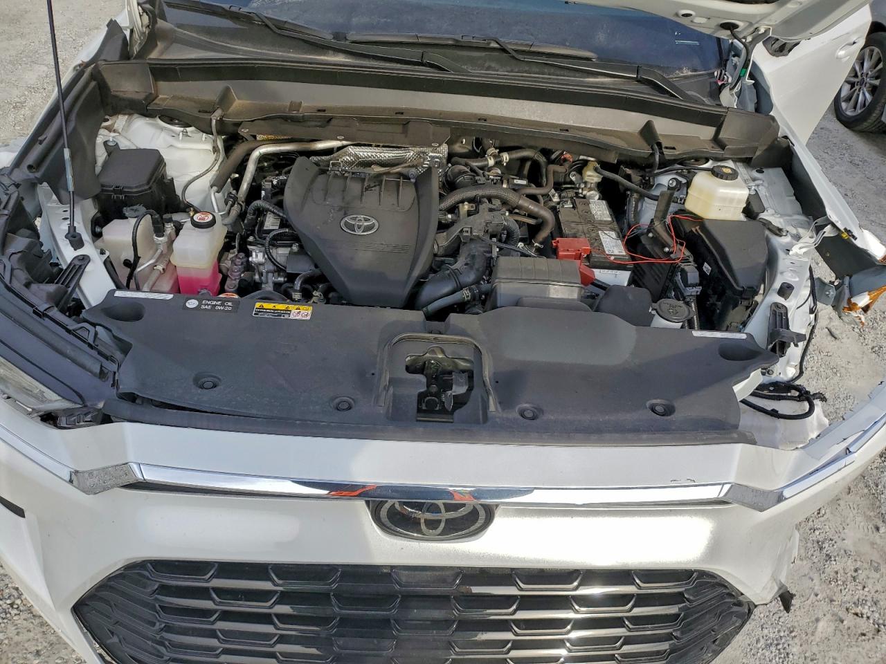 Toyota Grand High Le Image 13