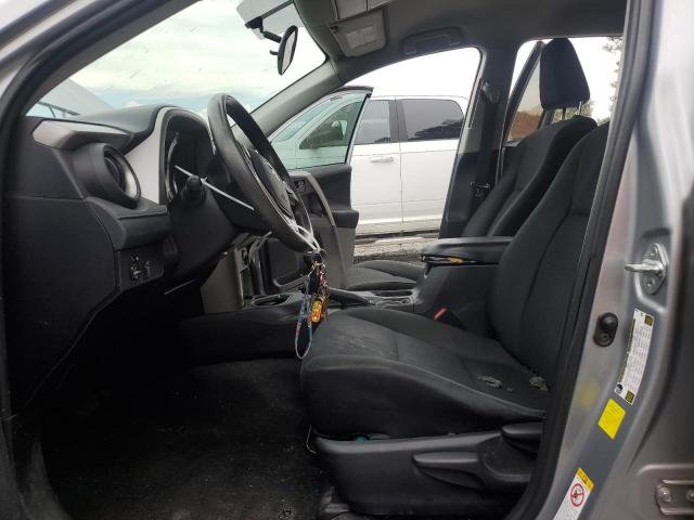 Toyota RAV4 Le Image 12