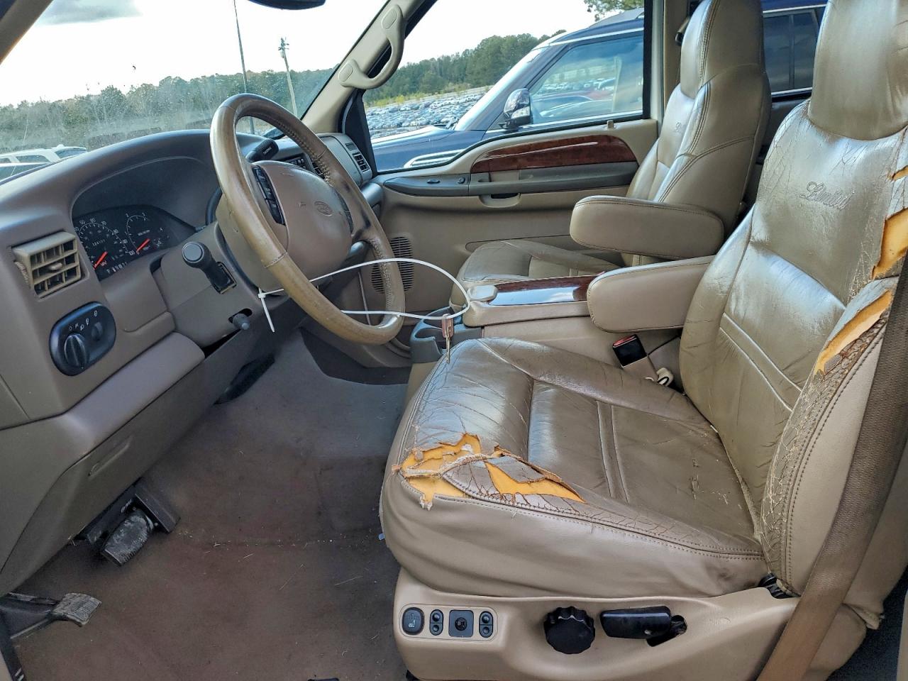 Ford Excursion Limited Image 9