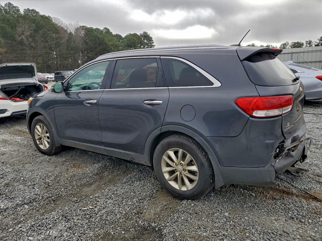 Kia Sorento Lx Image 13