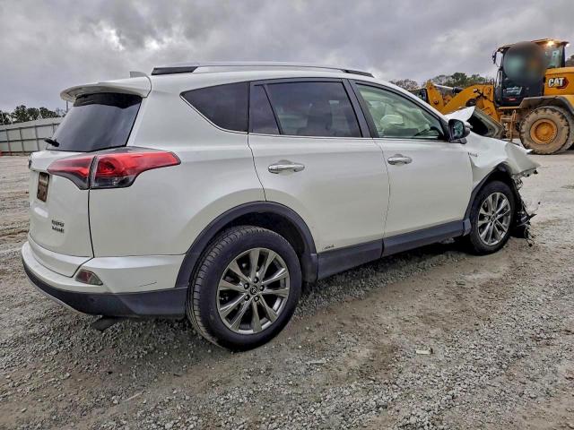 Toyota RAV4 Limited Image 2