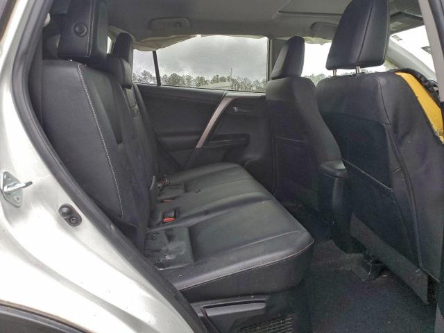 Toyota RAV4 Limited Image 9