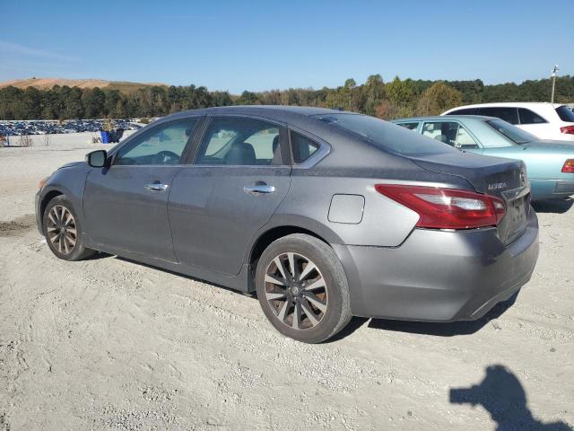 Nissan Altima 2.5 Image 3