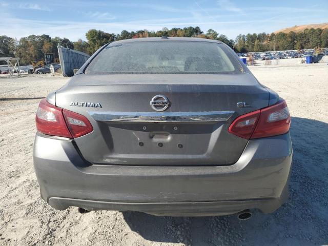 Nissan Altima 2.5 Image 9
