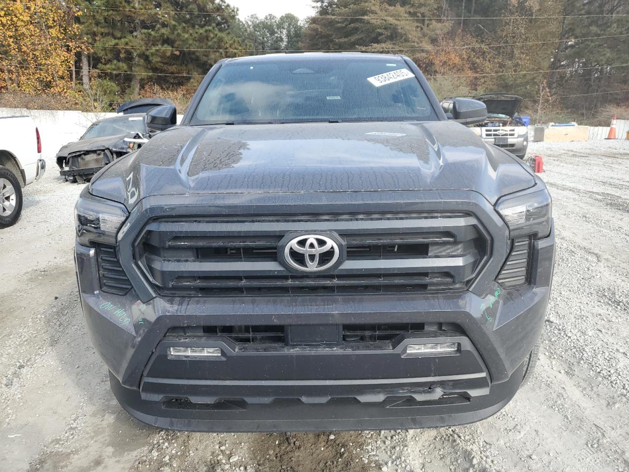 Toyota Tacoma Double Cab Image 4