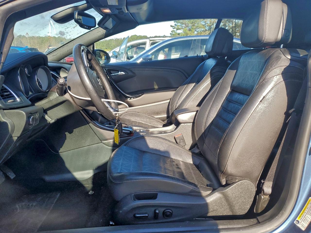 Buick Cascada Image 5