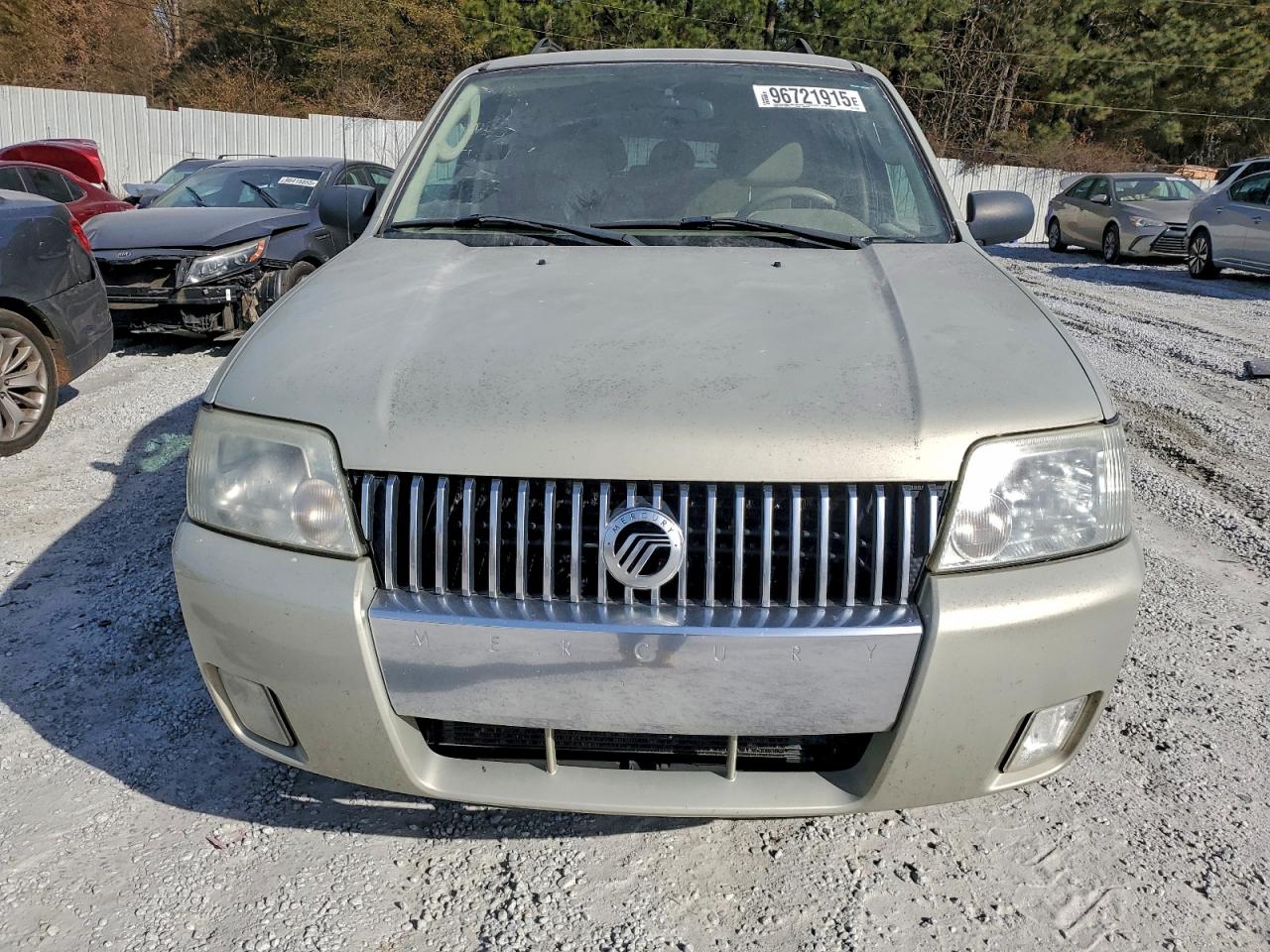 Mercury Mariner Image 11