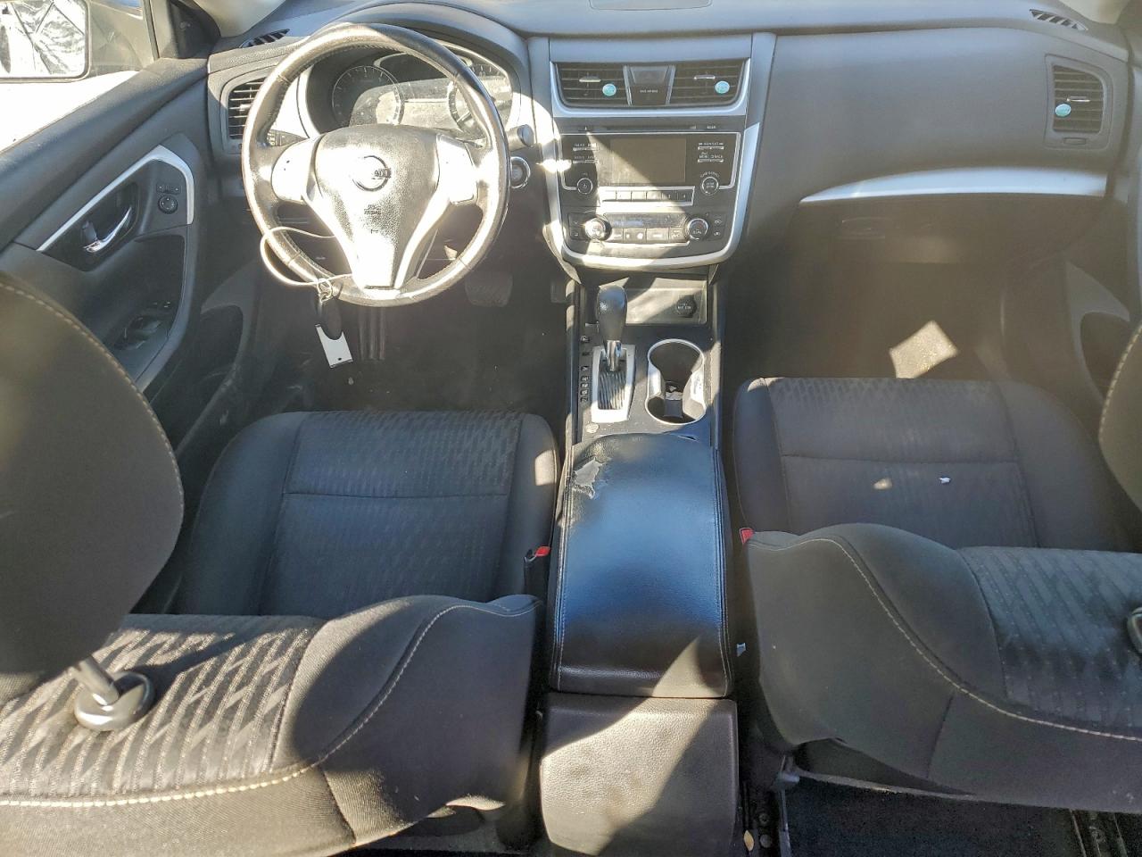 Nissan Altima 2.5 Image 9