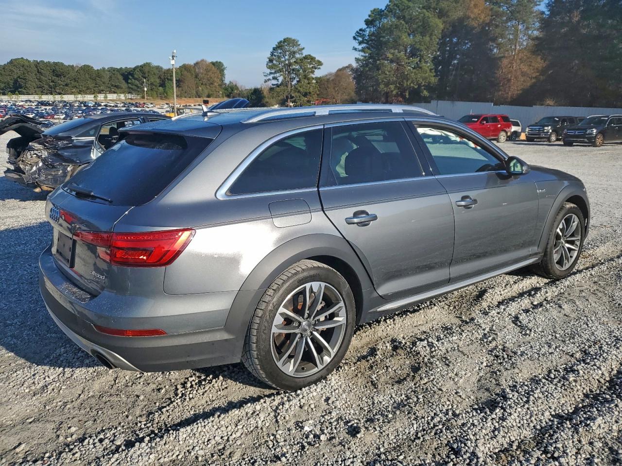 Audi A4 Premium Plus Image 2