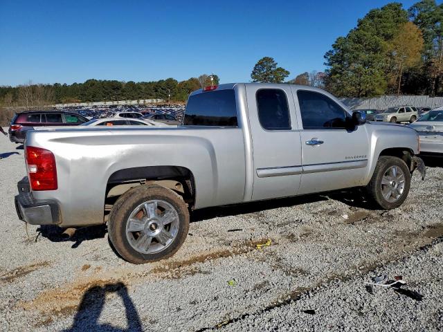 Chevrolet Silverado C1500 Lt Image 4