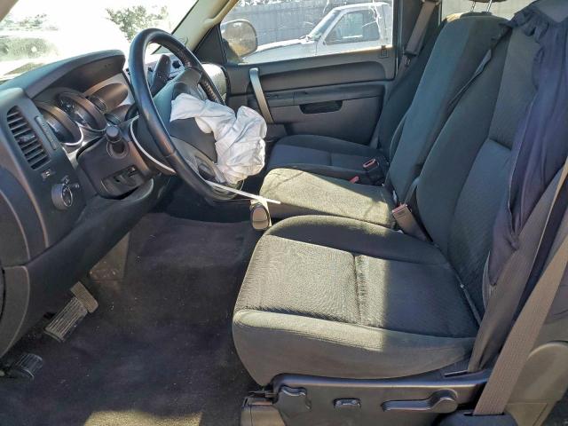 Chevrolet Silverado C1500 Lt Image 6