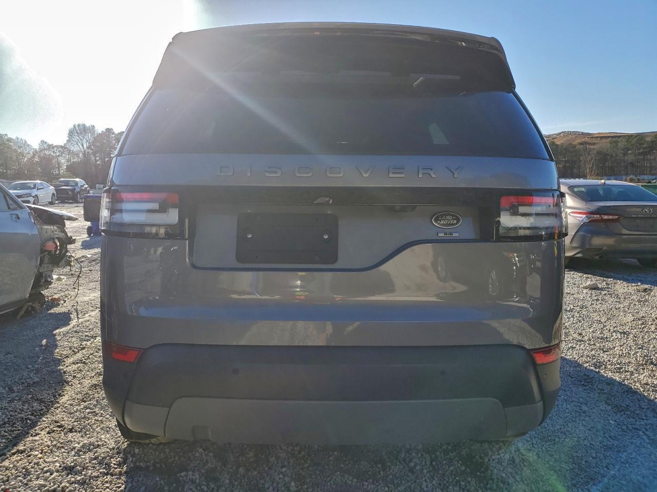 Land Rover Discovery Se Image 12
