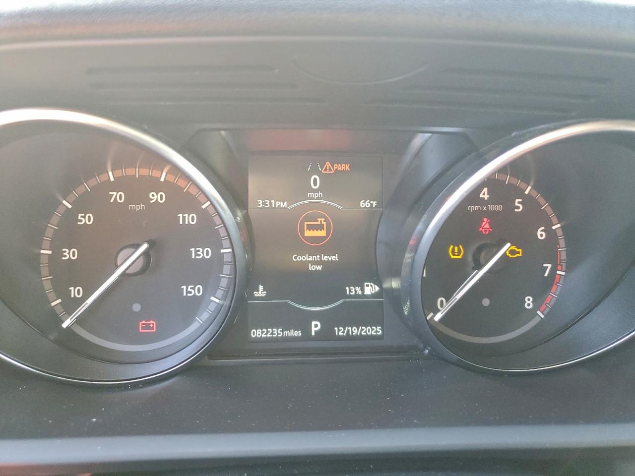 Land Rover Discovery Se Image 13