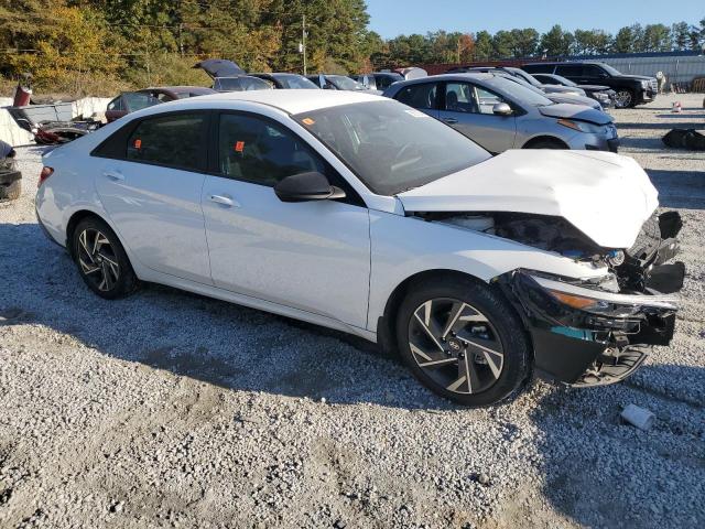 Hyundai ELANTRA Sel Sport Image 12