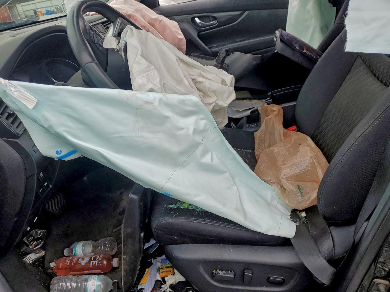 Nissan Rogue S Image 9