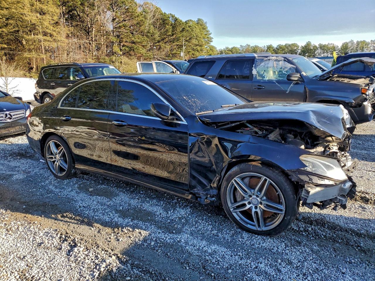Mercedes-Benz E-Class 300 4matic Image 2