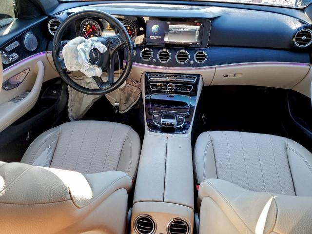 Mercedes-Benz E-Class 300 4matic Image 3