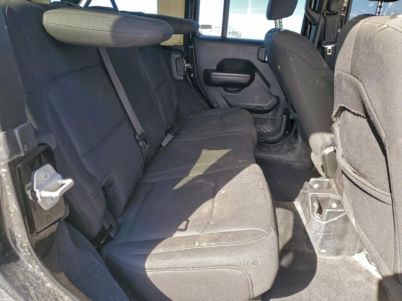 Jeep Wrangler Sport Image 5