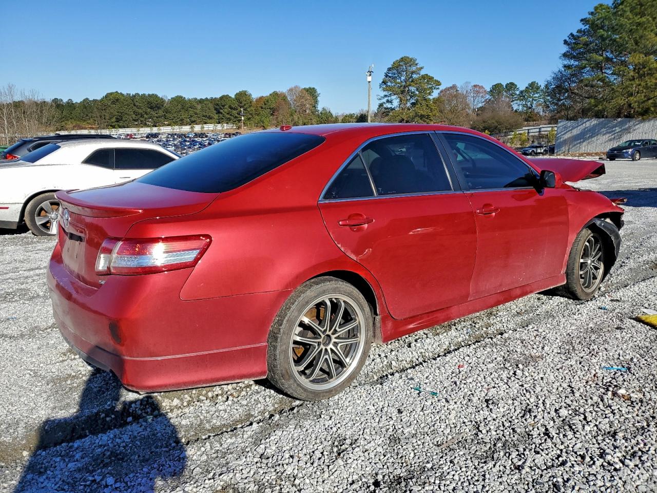 Toyota Camry Base Image 7