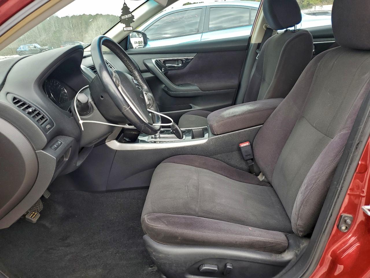 Nissan Altima 2.5 Image 10