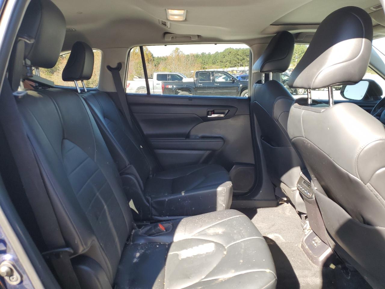 Toyota Highlander Xle Image 10