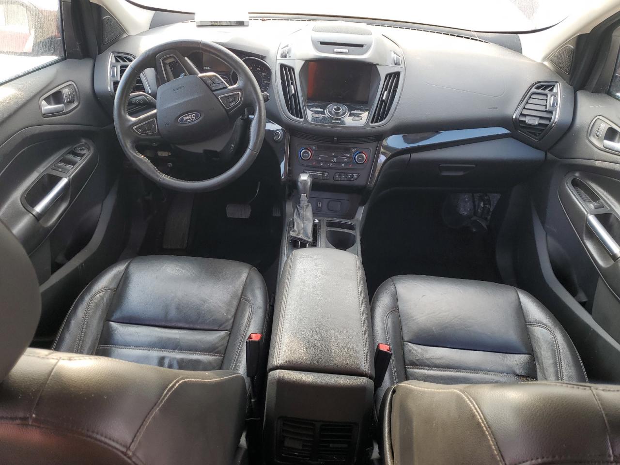 Ford Escape Titanium Image 11