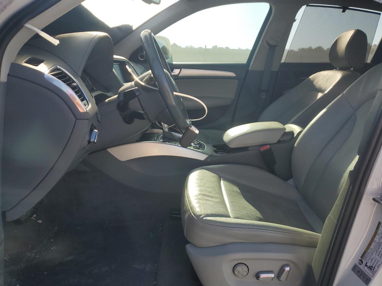 Audi Q5 Prestige S-line Image 6