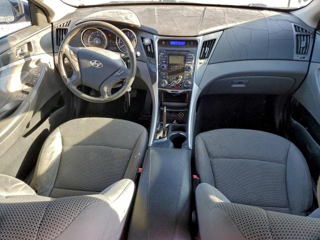 Hyundai SONATA Gls Image 12