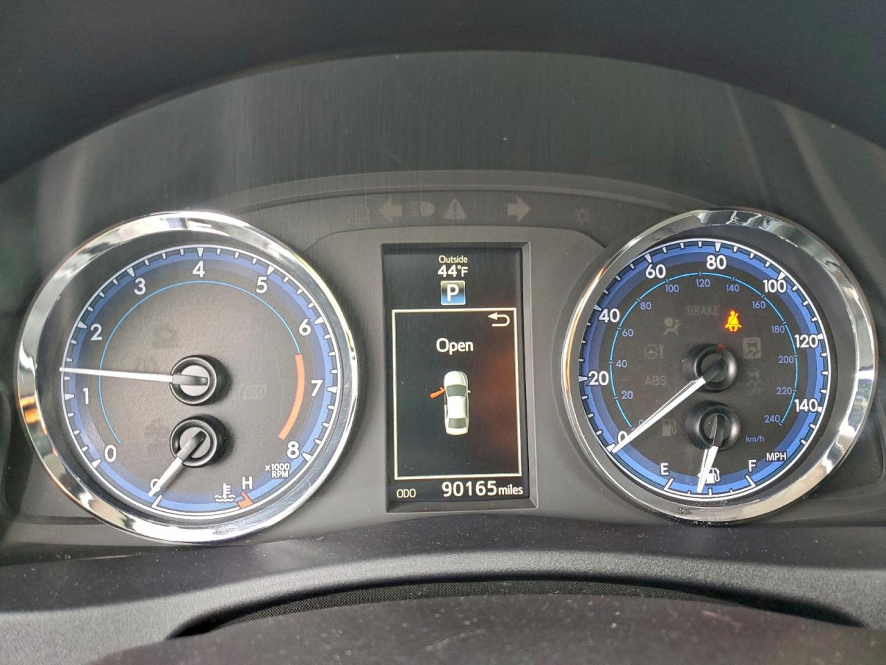 Toyota Corolla L Image 7