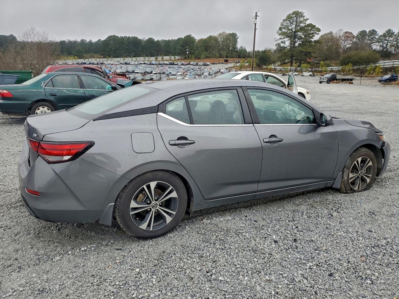 Nissan Sentra Sv Image 2