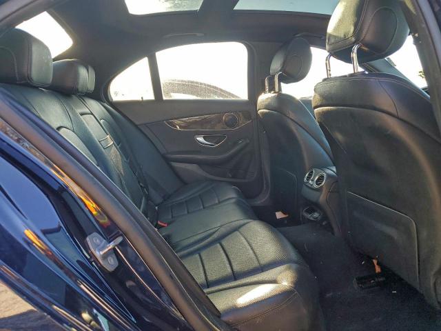 Mercedes-Benz C-Class 300 4matic Image 12