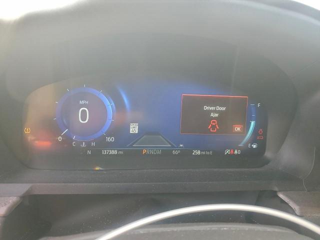 Ford Explorer Platinum Image 5