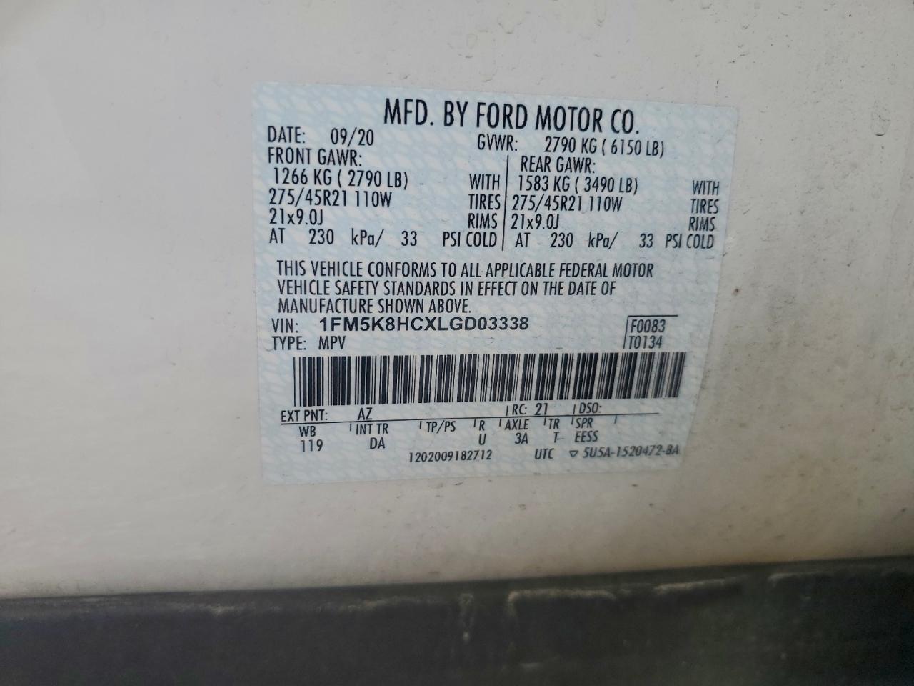 Ford Explorer Platinum Image 13