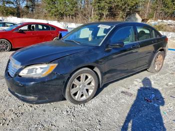  Salvage Chrysler 200