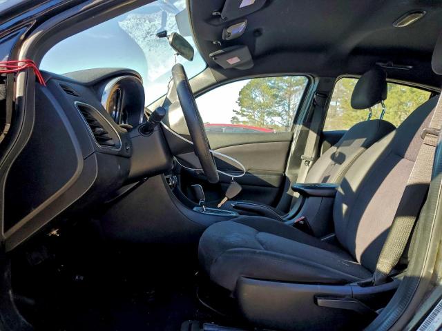 Chrysler 200 Lx Image 11