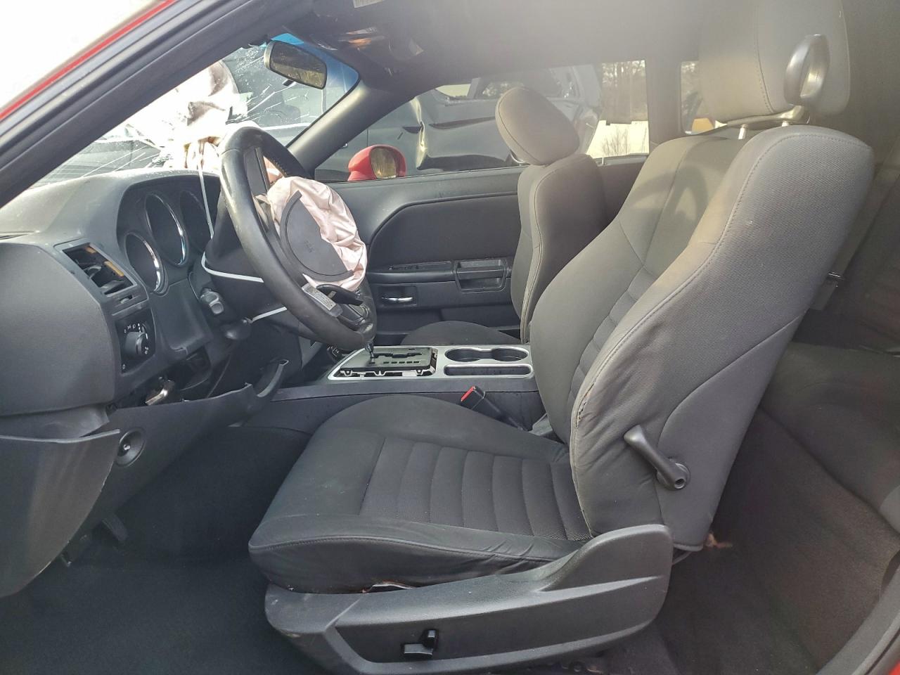 Dodge Challenger Se Image 4